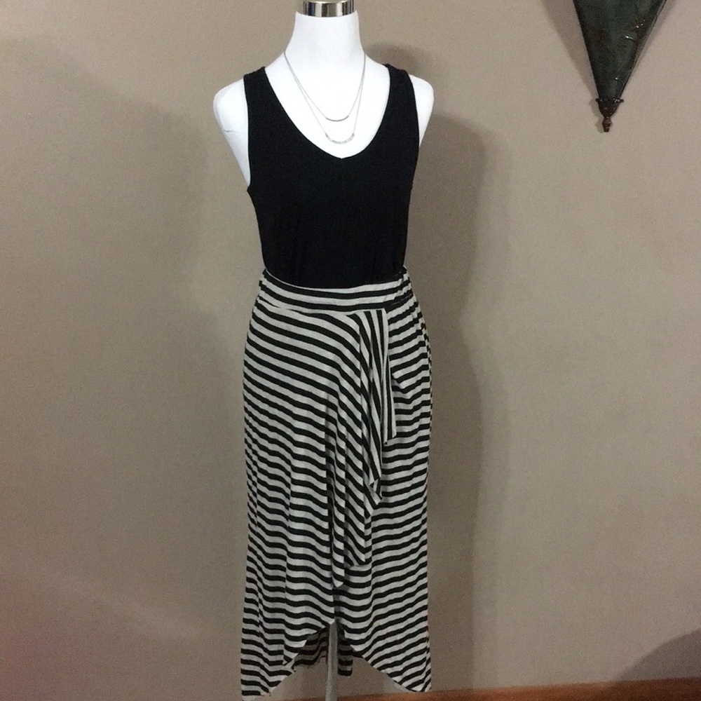 Striped black and tan high low skirt by Julie’s Closet
